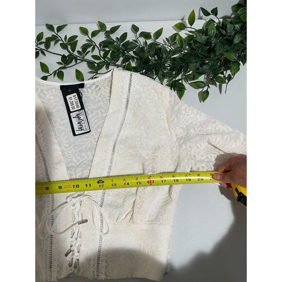 Studio F Ivory Lace Long Sleeve Tie Front Blouse With Embroidered Details Size M - Picture 13 of 16